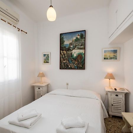 Hotel Delphines Mykonos Town Exterior photo