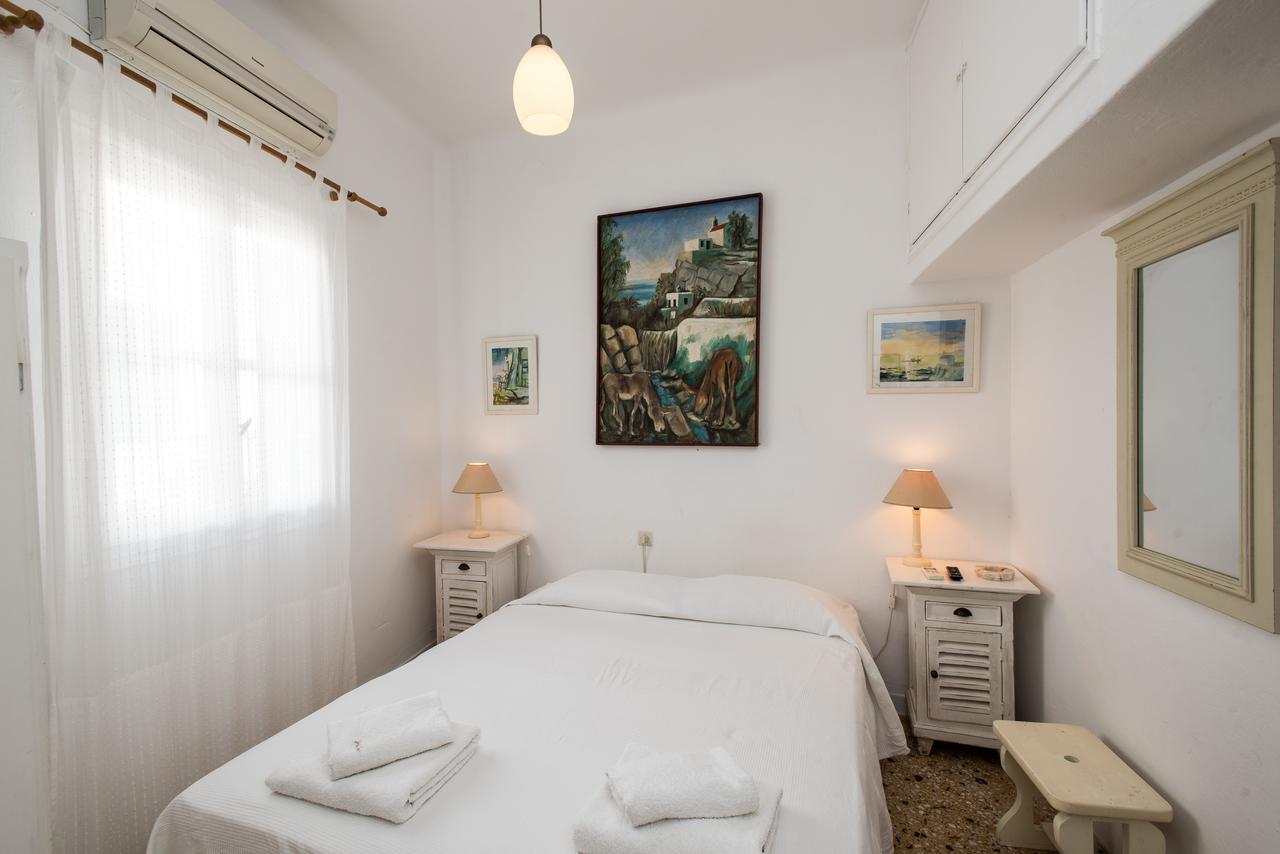 Hotel Delphines Mykonos Town Exterior photo